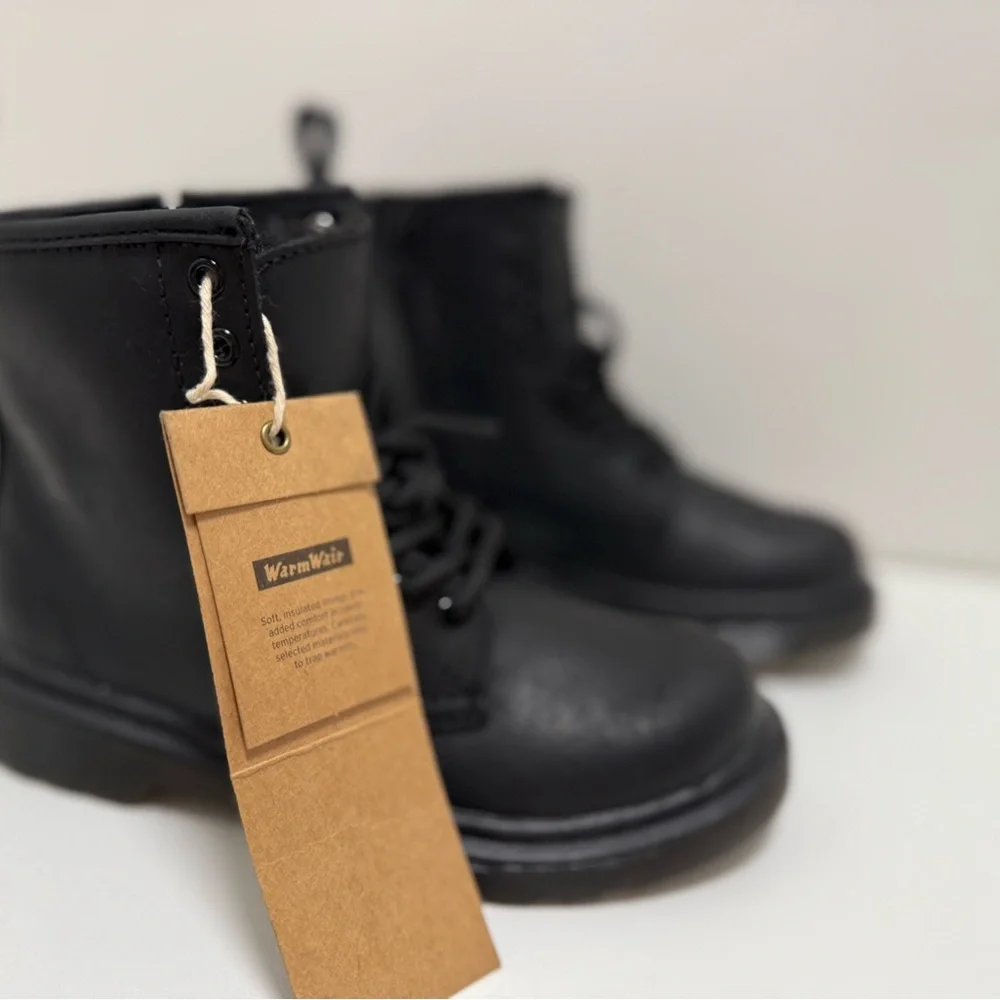 Dr Martens Fleece Lined WarmAir - Picture 16 of 16